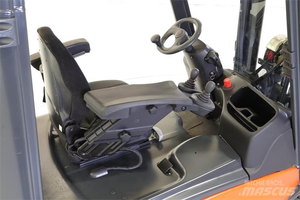 Linde E16L-01 Elektriniai šakiniai krautuvai