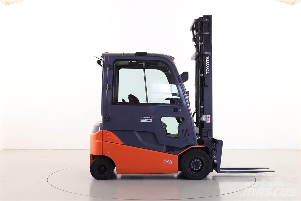 Toyota 8FBMT30 Elektriniai šakiniai krautuvai
