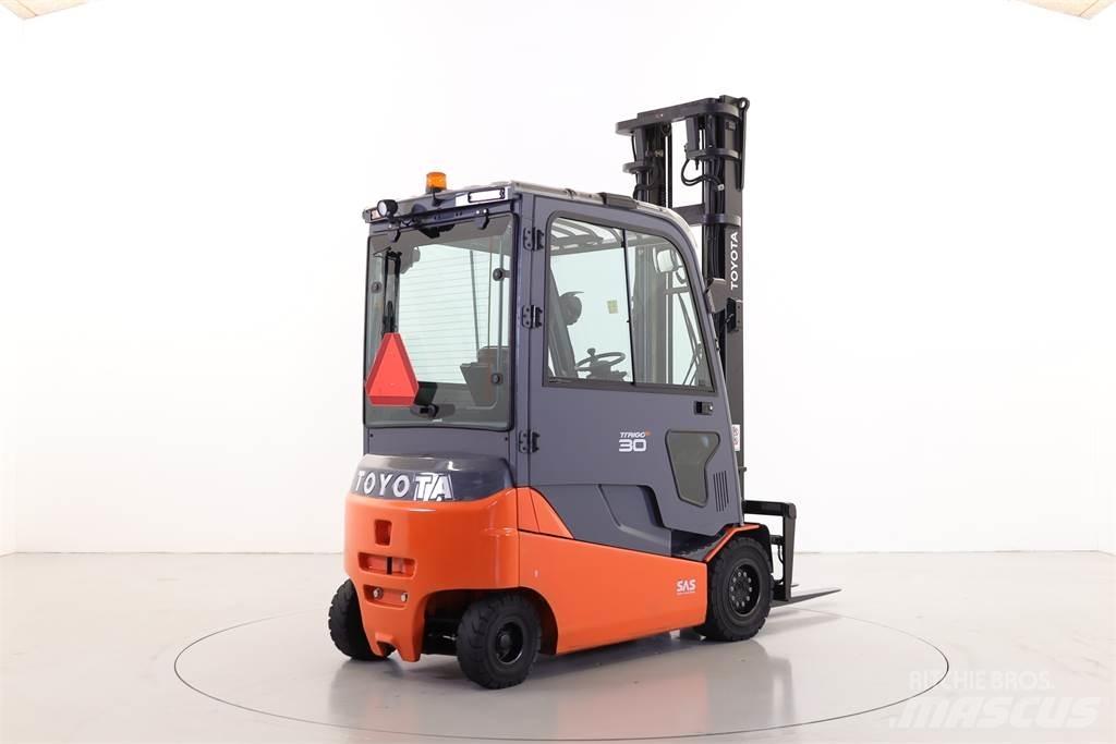 Toyota 8FBMT30 Elektriniai šakiniai krautuvai