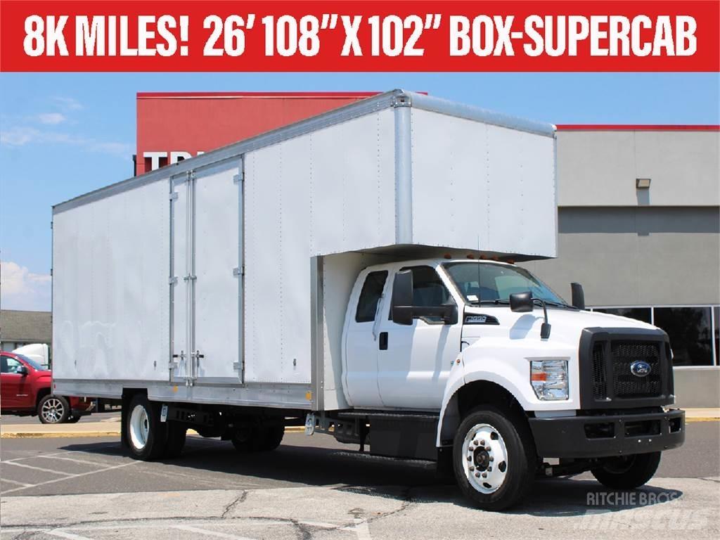 Ford F-650 Sunkvežimiai su dengtu kėbulu
