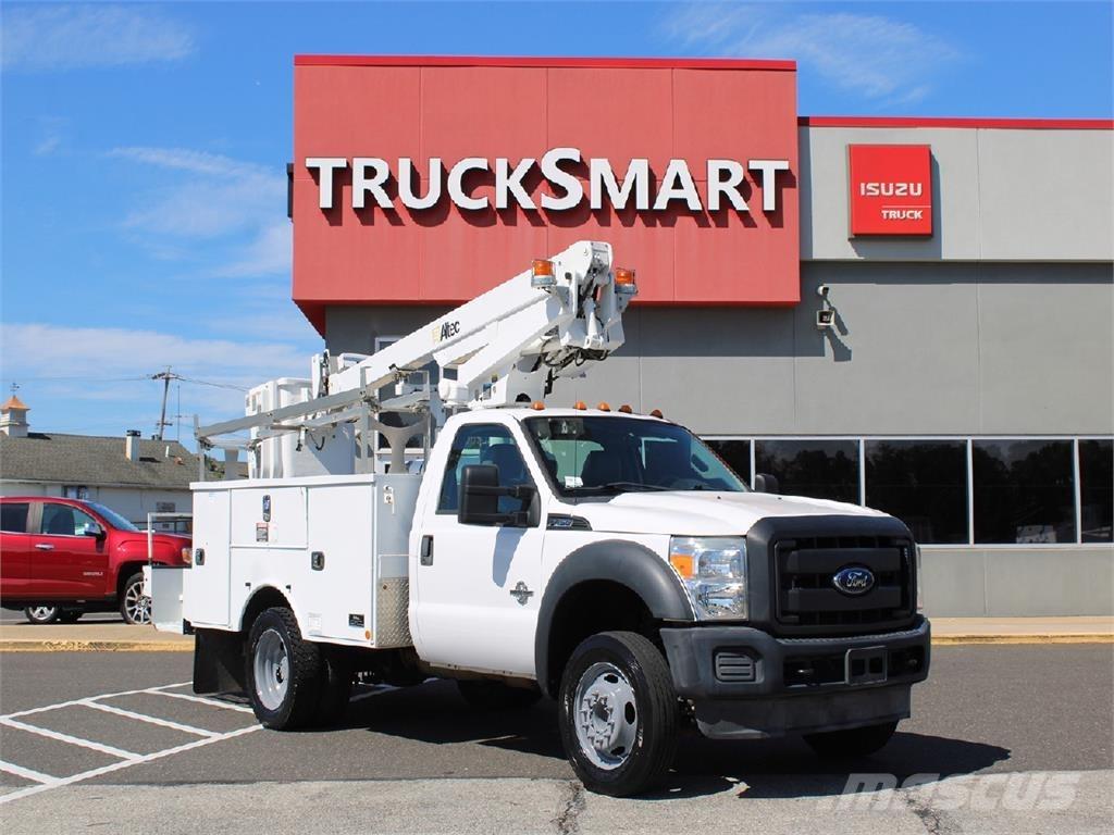 Ford F450 Ant vilkikų montuojamos kėlimo platformos