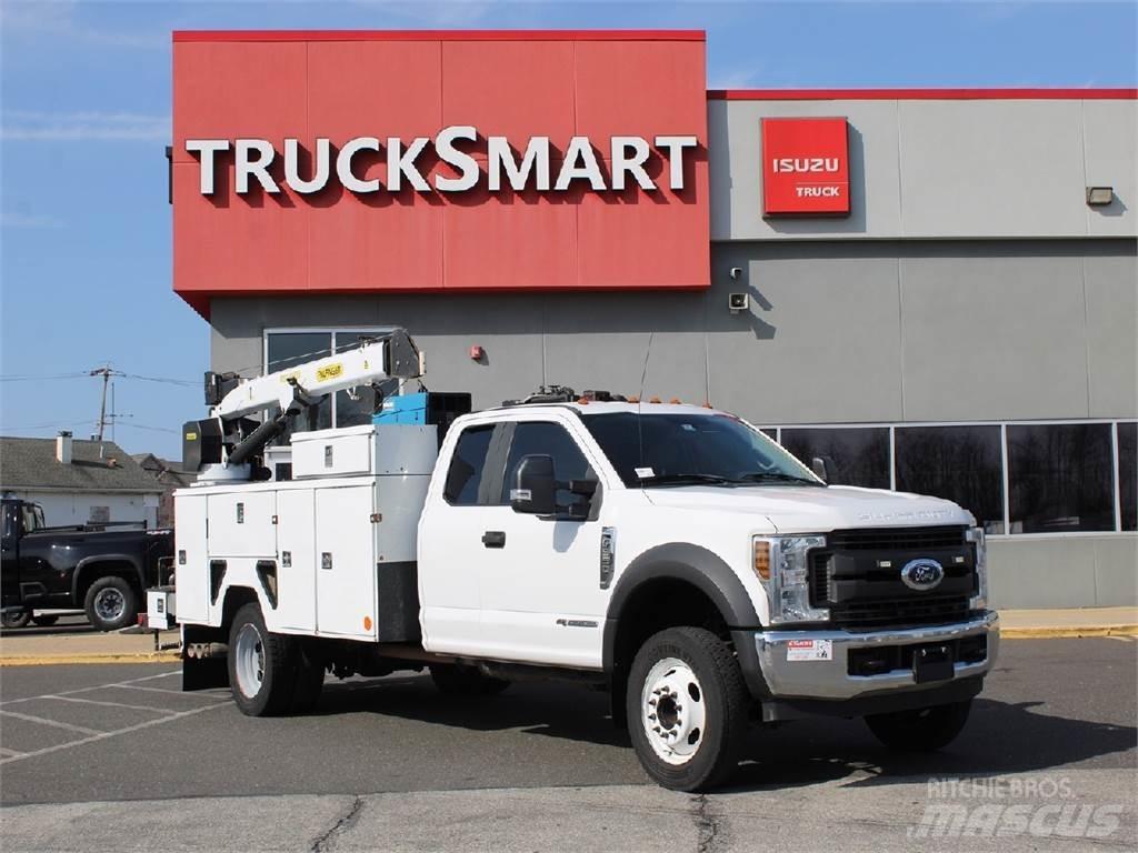 Ford F550 Pagalbos kelyje automobiliai