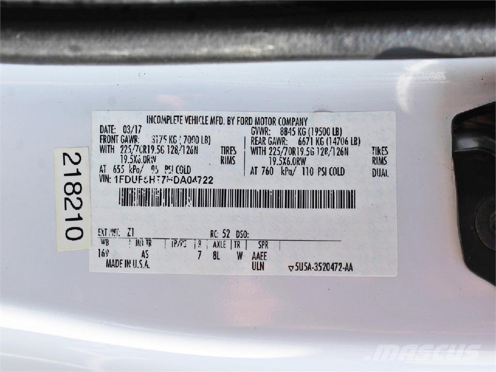 Ford F550 Ant vilkikų montuojamos kėlimo platformos