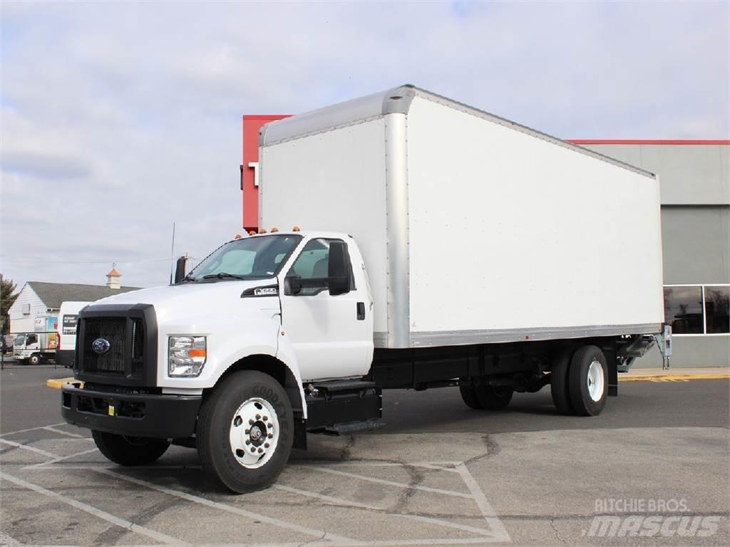 Ford F650 Sunkvežimiai su dengtu kėbulu