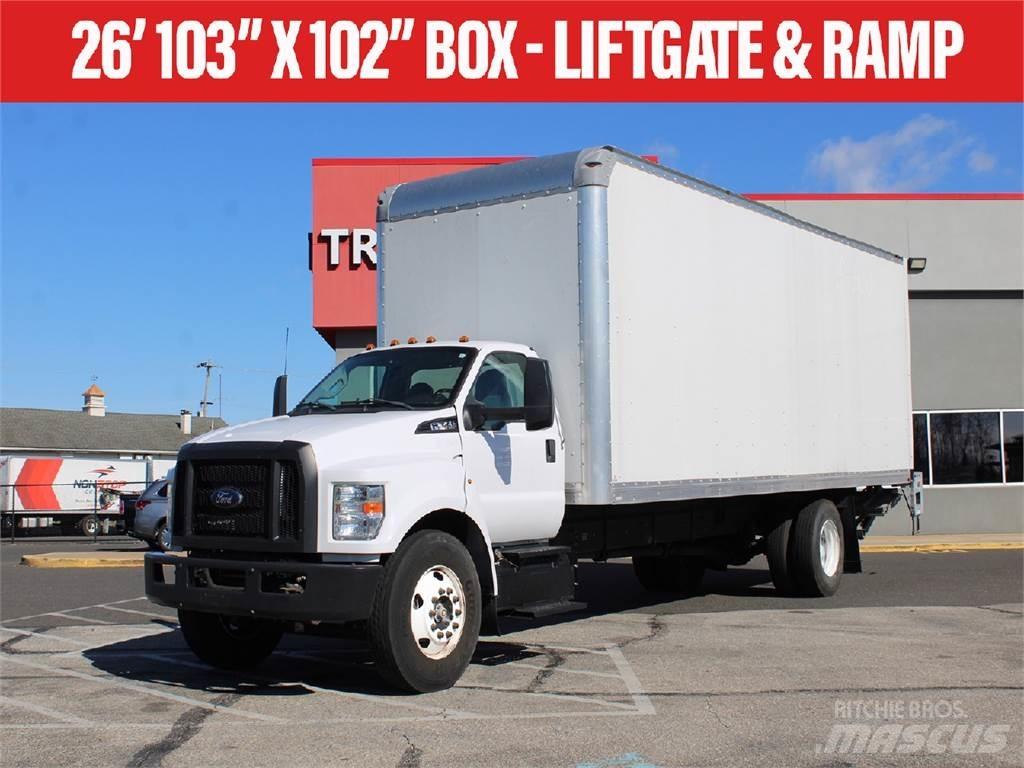 Ford F650 Sunkvežimiai su dengtu kėbulu