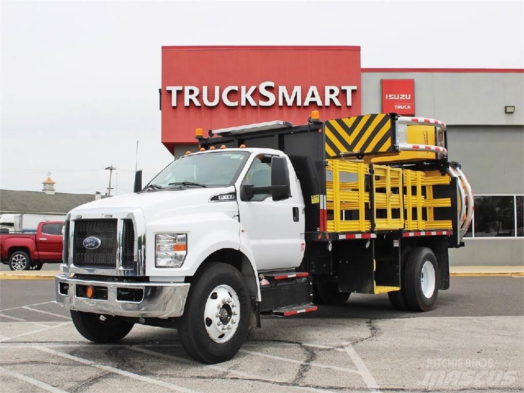 Ford F650 Visuotinės / bendrosios paskirties automobiliai