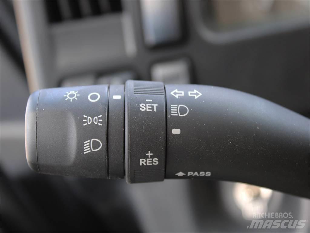 Isuzu FTR Sunkvežimiai su dengtu kėbulu