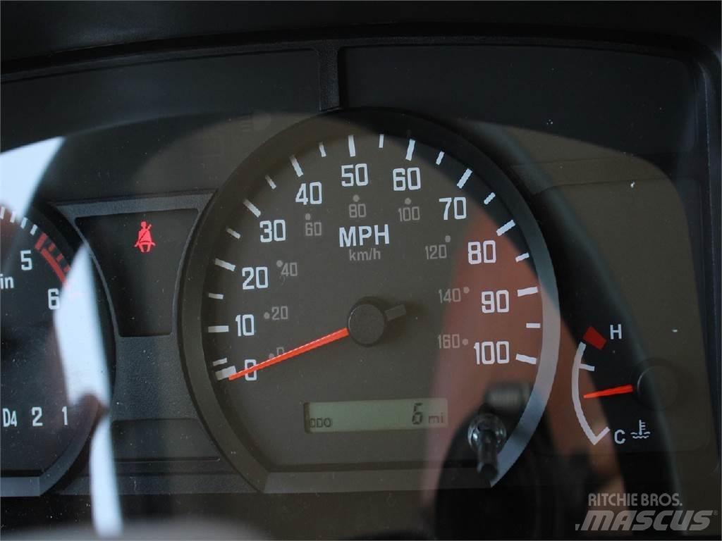 Isuzu NPR-HD Platformos/ Pakrovimas iš šono