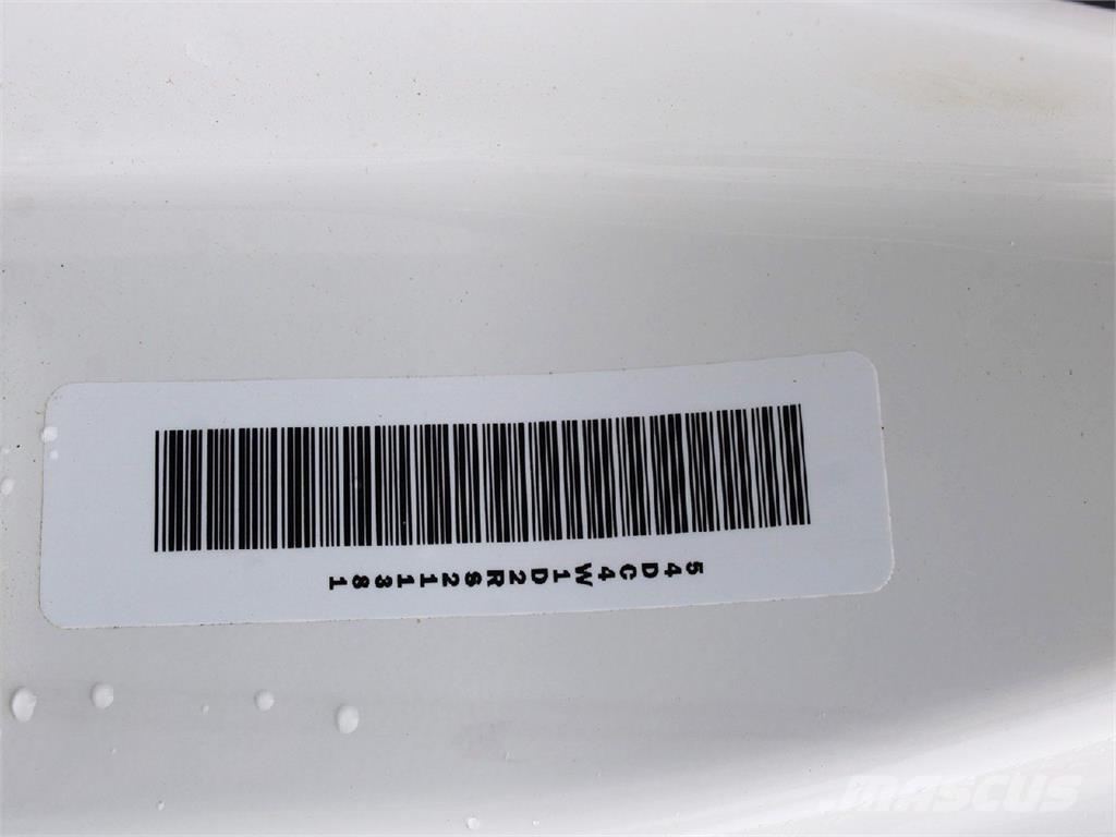 Isuzu NPR-HD Savivarčių priekabų vilkikai