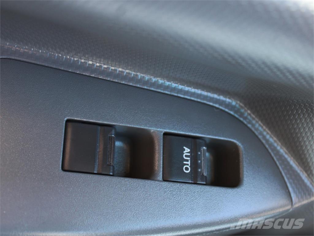 Isuzu NPR-XD Vilkikai šaldytuvai