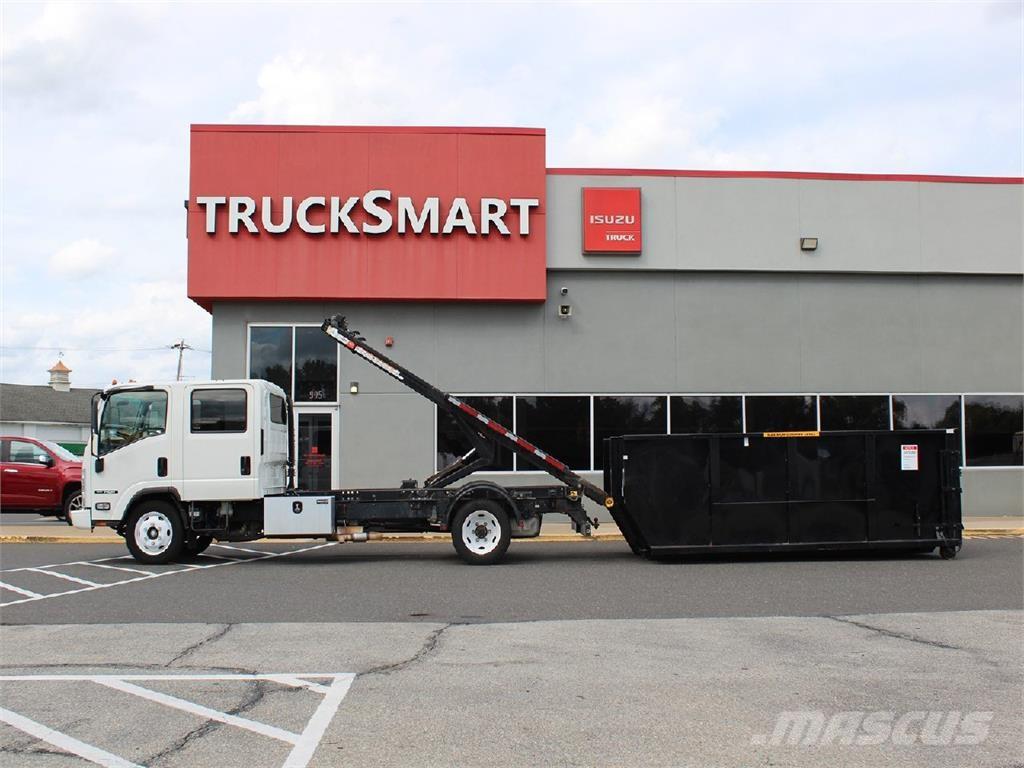 Isuzu NQR Savivarčių priekabų vilkikai