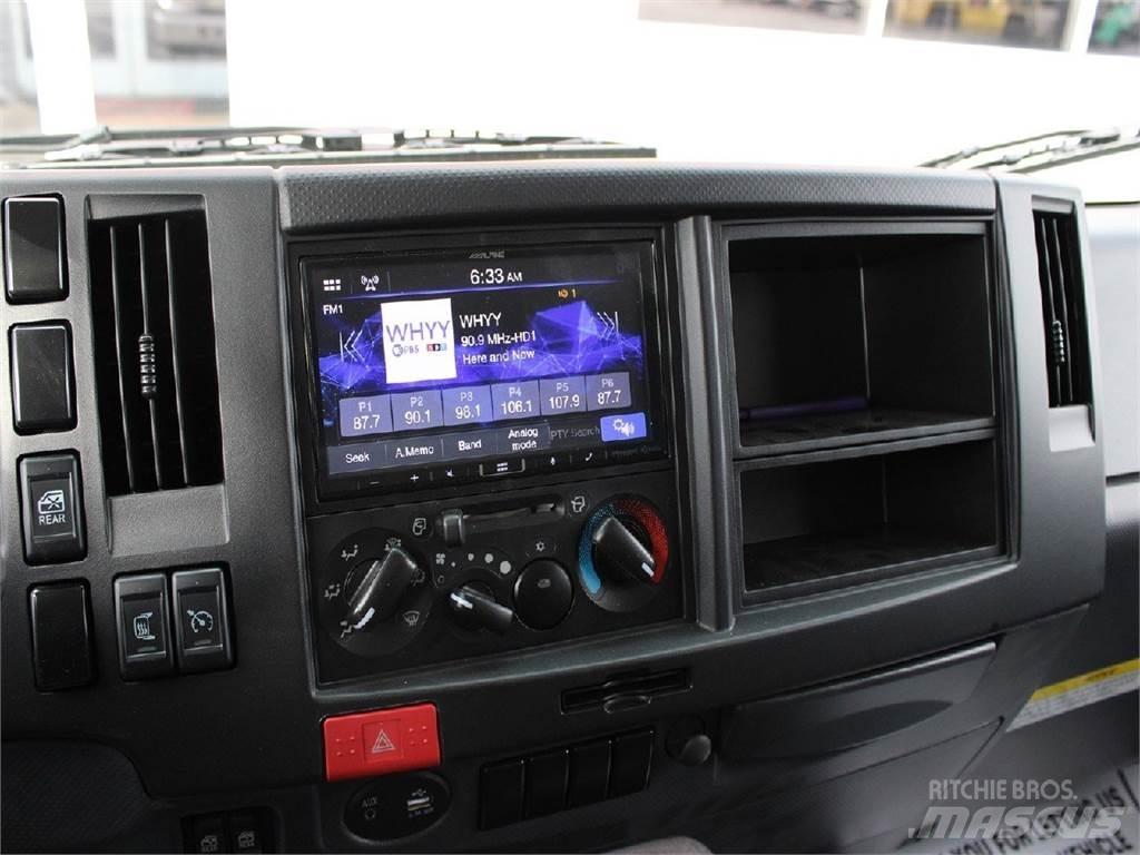 Isuzu NRR Savivarčių priekabų vilkikai