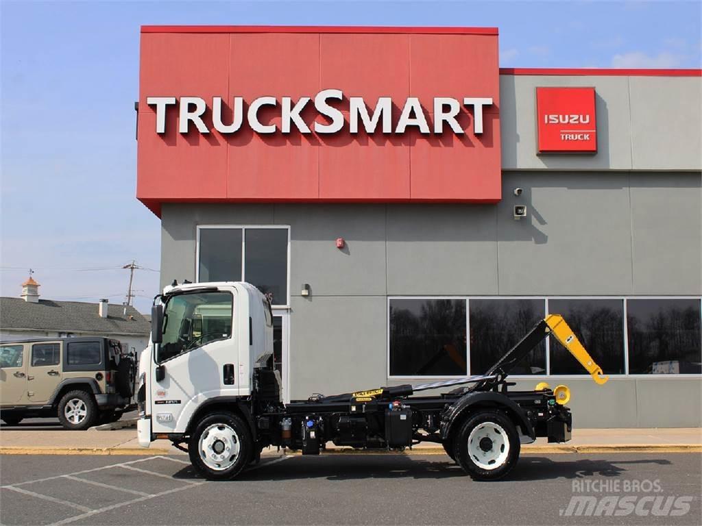 Isuzu NRR Savivarčių priekabų vilkikai