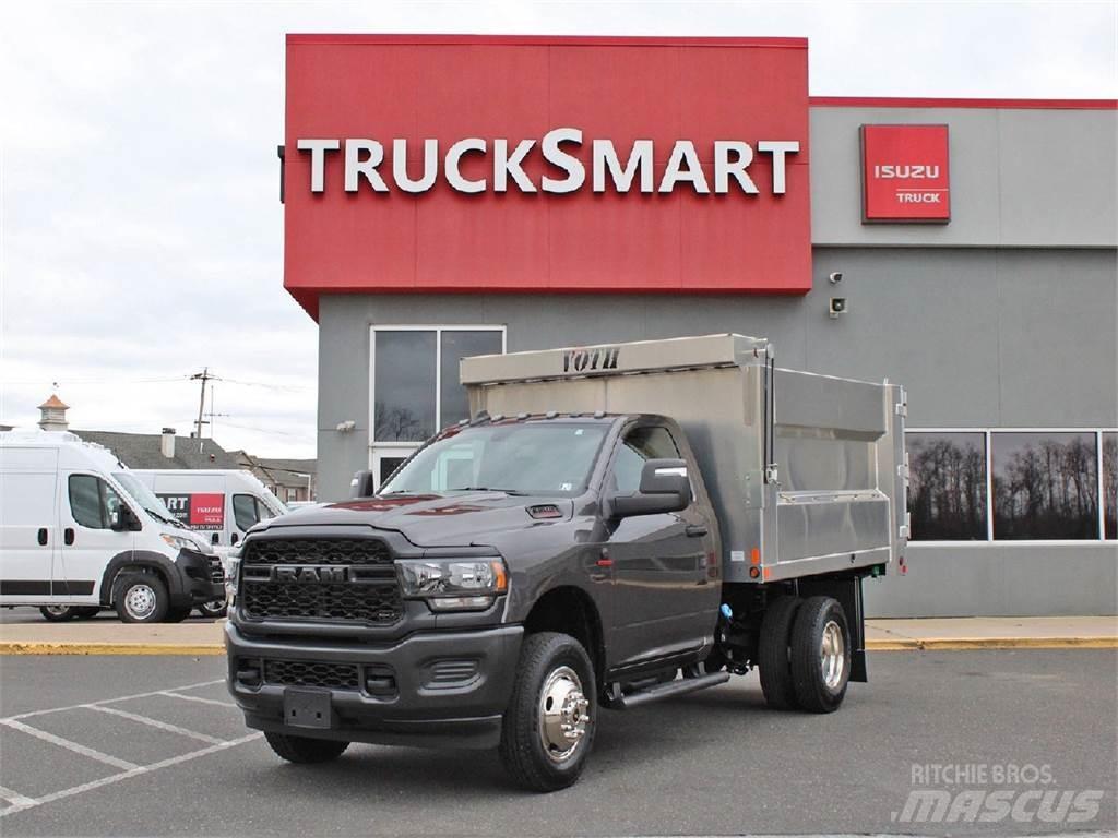 RAM 3500 Savivarčių priekabų vilkikai