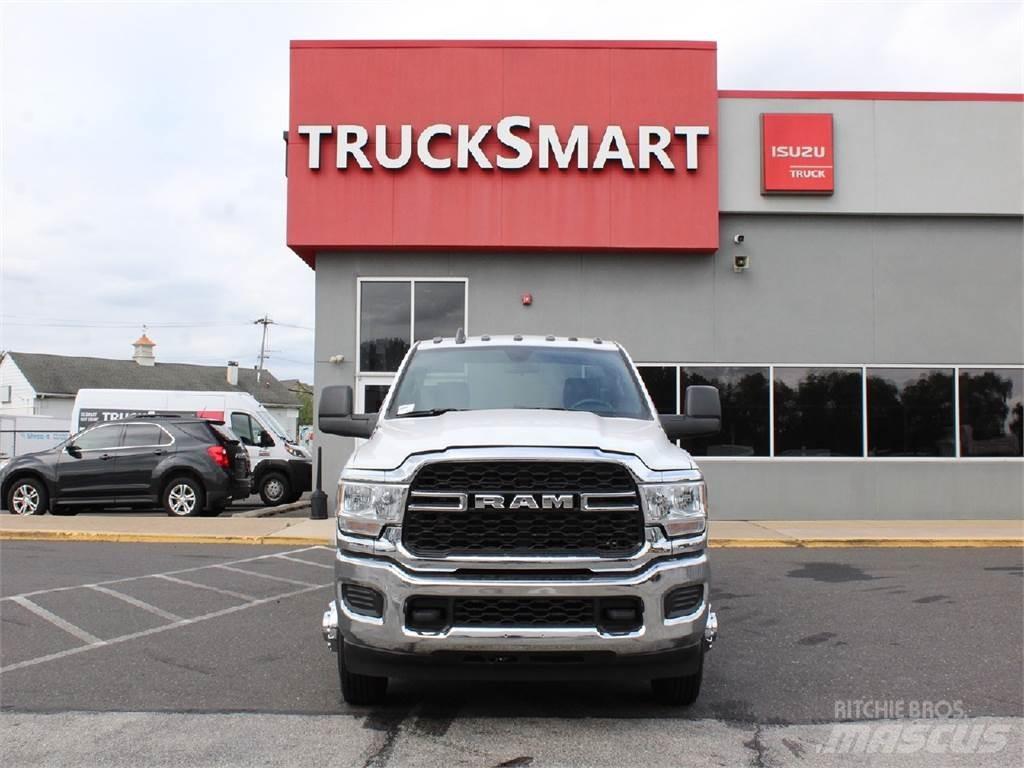 RAM 3500 Visuotinės / bendrosios paskirties automobiliai