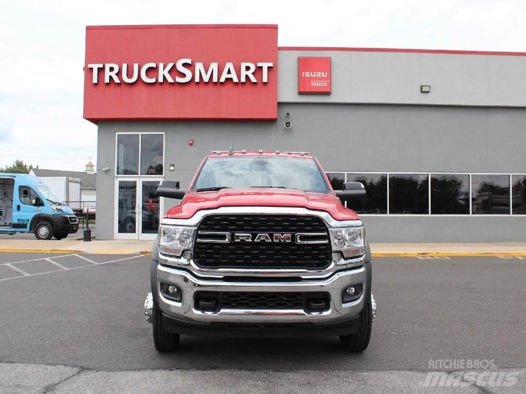 RAM 5500 Pagalbos kelyje automobiliai