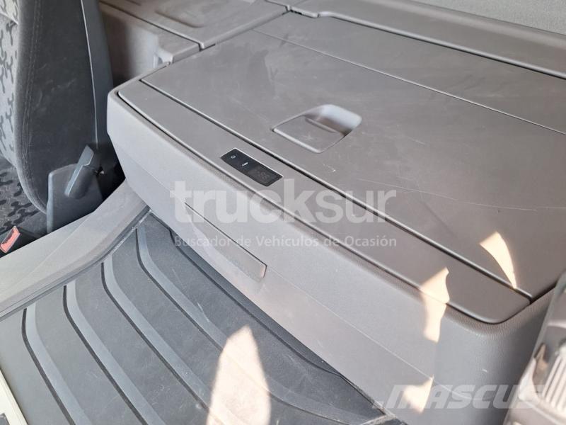 Scania P450 Naudoti vilkikai