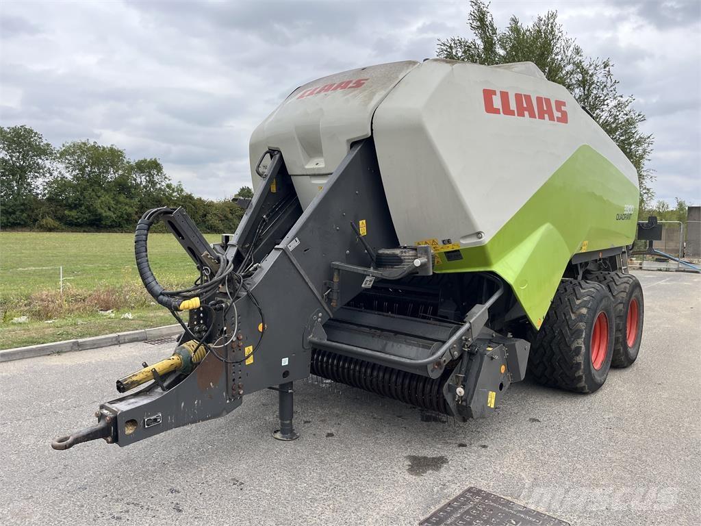 CLAAS 3300 Stačiakampių ryšulių presai