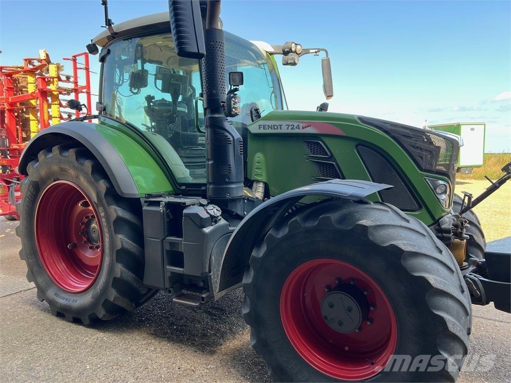 Fendt 724 Traktoriai