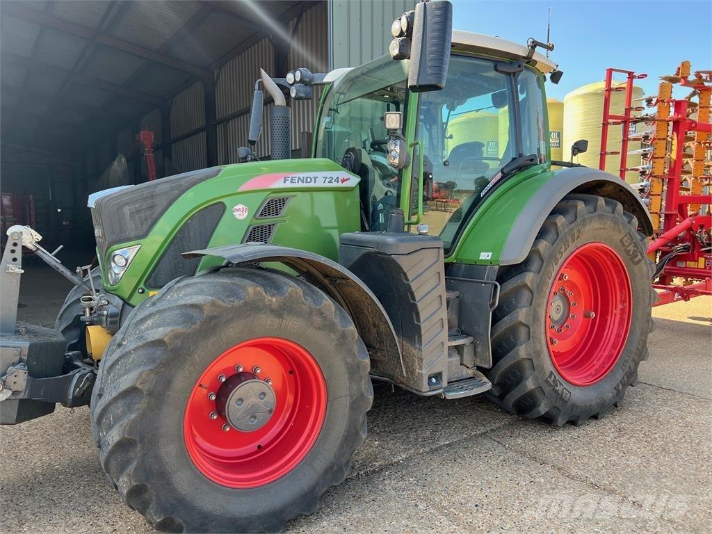 Fendt 724 Traktoriai