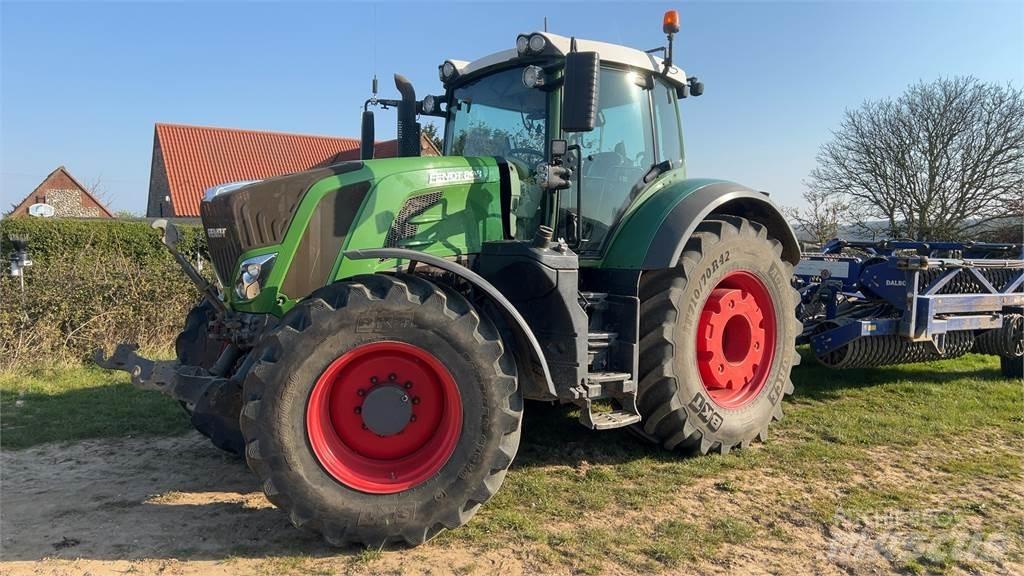 Fendt 828 S4 Traktoriai