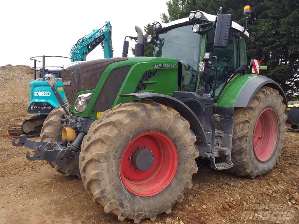 Fendt 828 VARIO Traktoriai