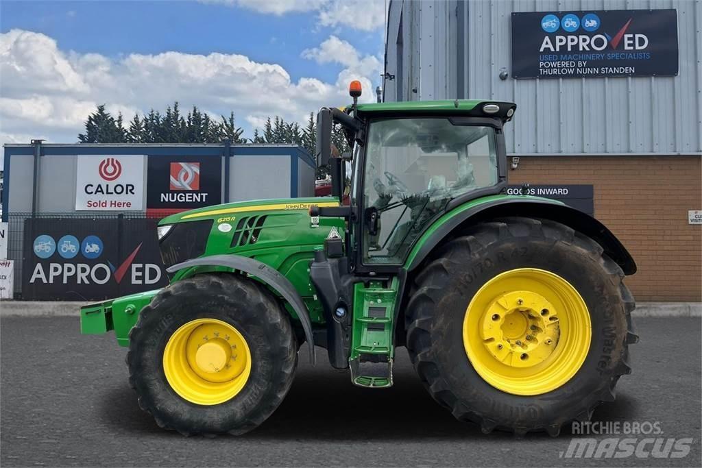 John Deere 6215R Traktoriai