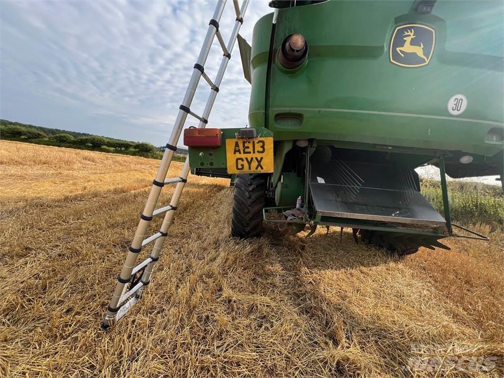 John Deere S685I Derliaus nuėmimo kombainai