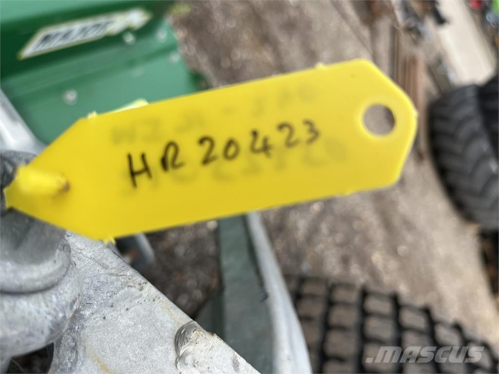 Major MJ71-240 Šienapjovės