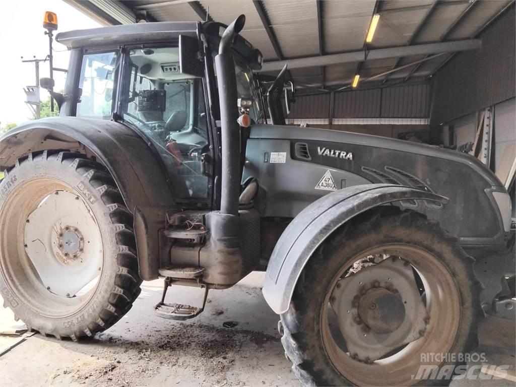 Valtra T183V Traktoriai