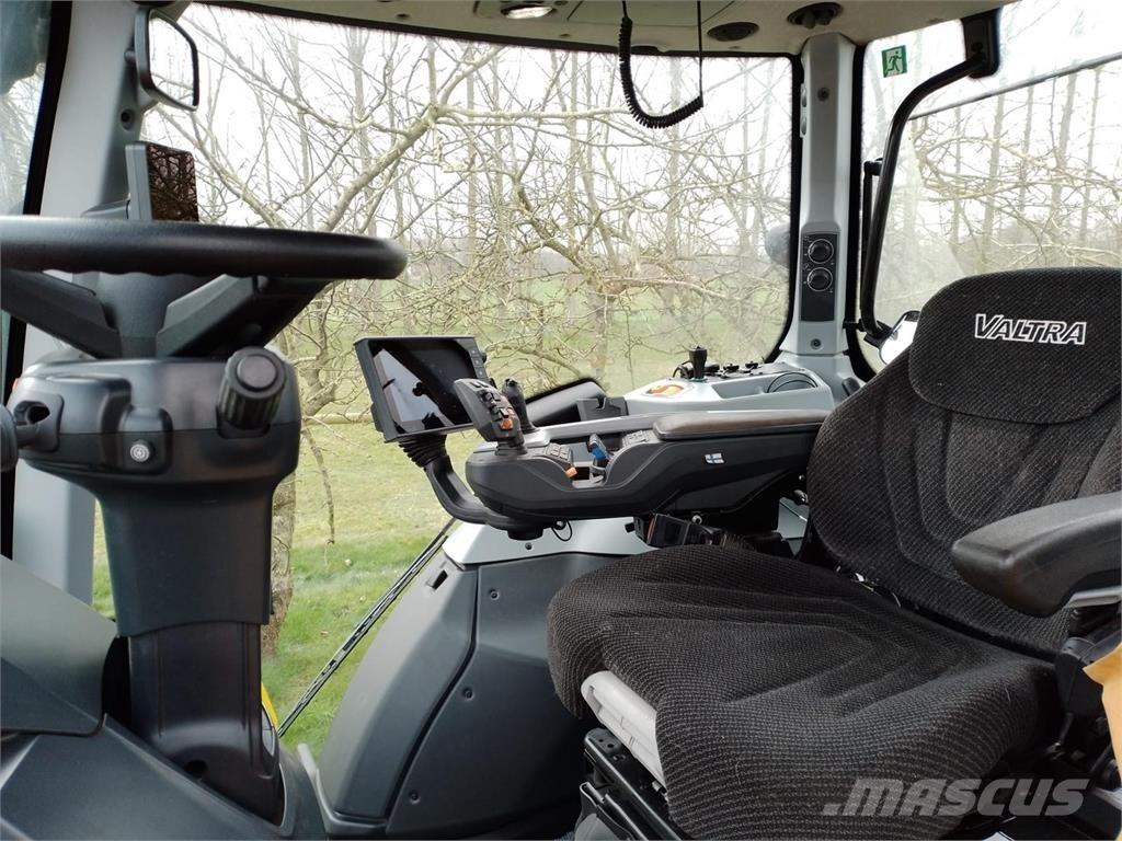 Valtra T195V Traktoriai