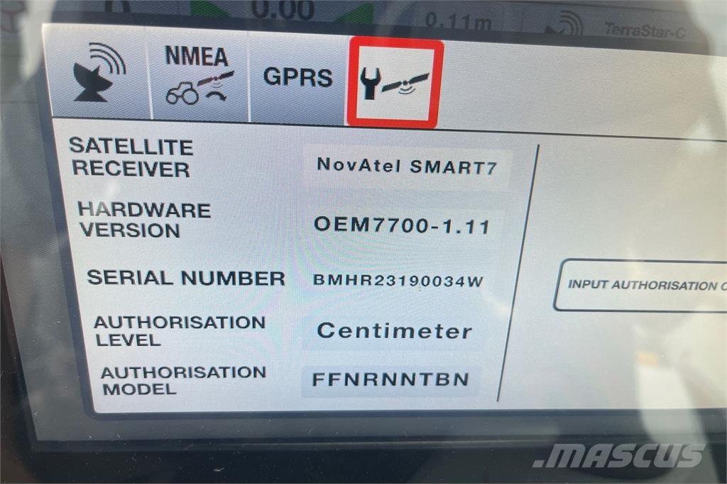 Valtra T234D Traktoriai