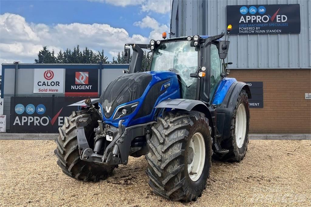 Valtra T234D Traktoriai