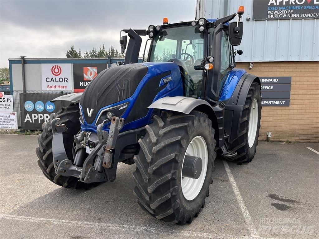 Valtra T254 Traktoriai