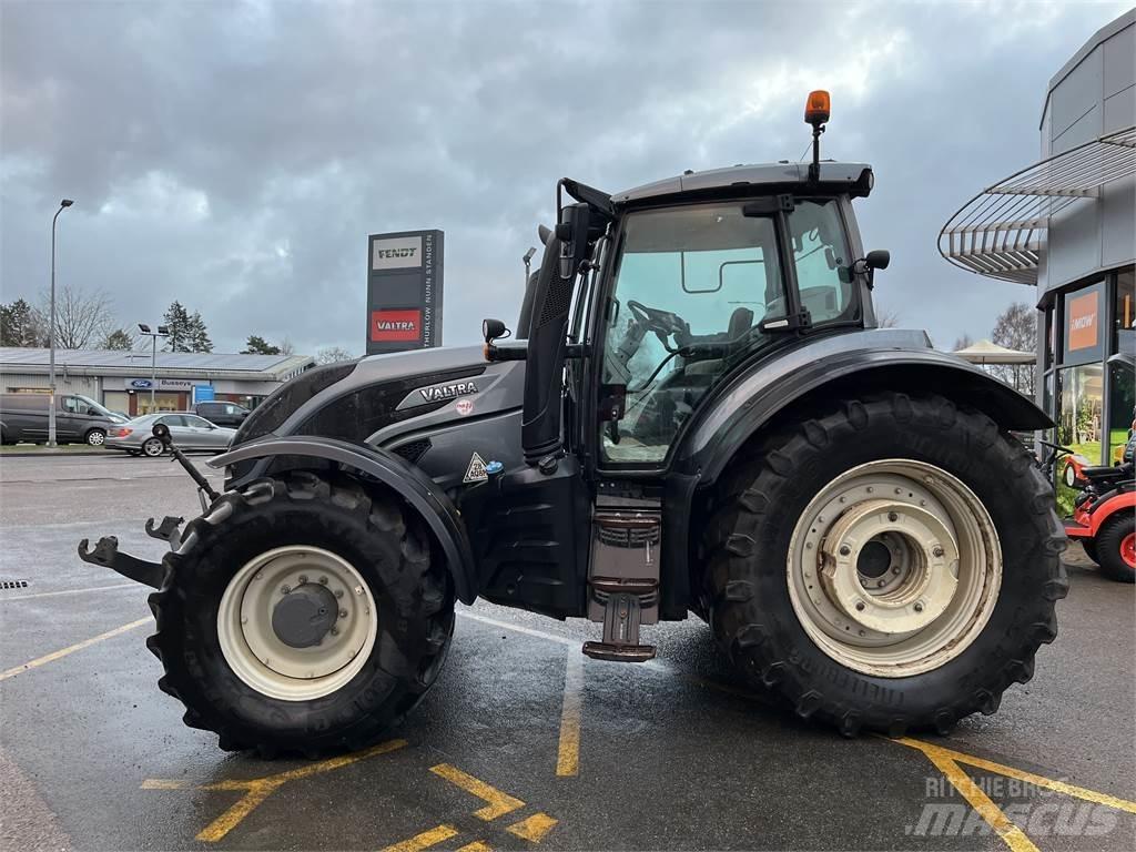 Valtra T254V Traktoriai