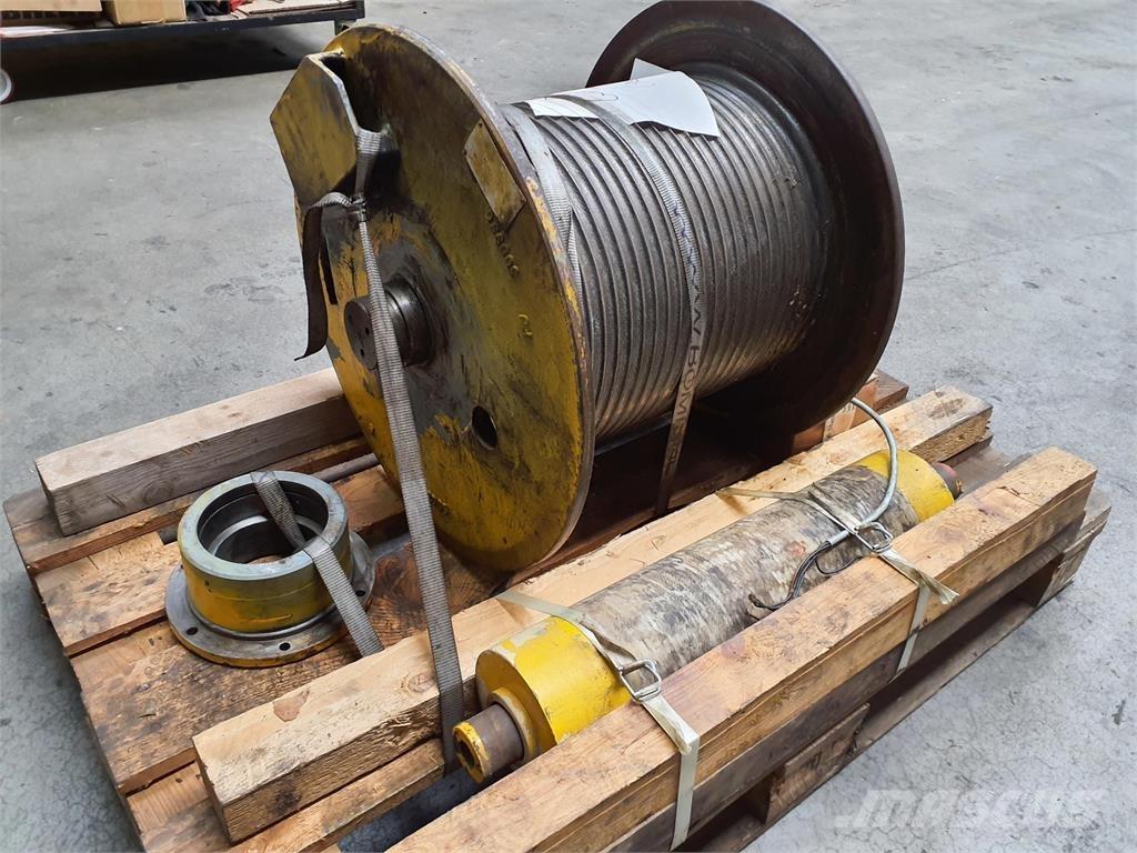 Grove GMK 3050 winch Kranų dalys ir įranga