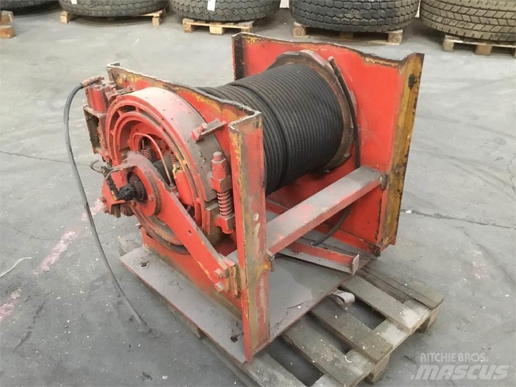 Kato NK 350 winch Kranų dalys ir įranga