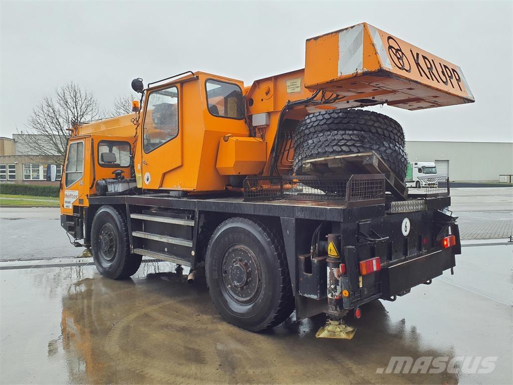 Krupp 25 GMT/AT Visureigiai kranai