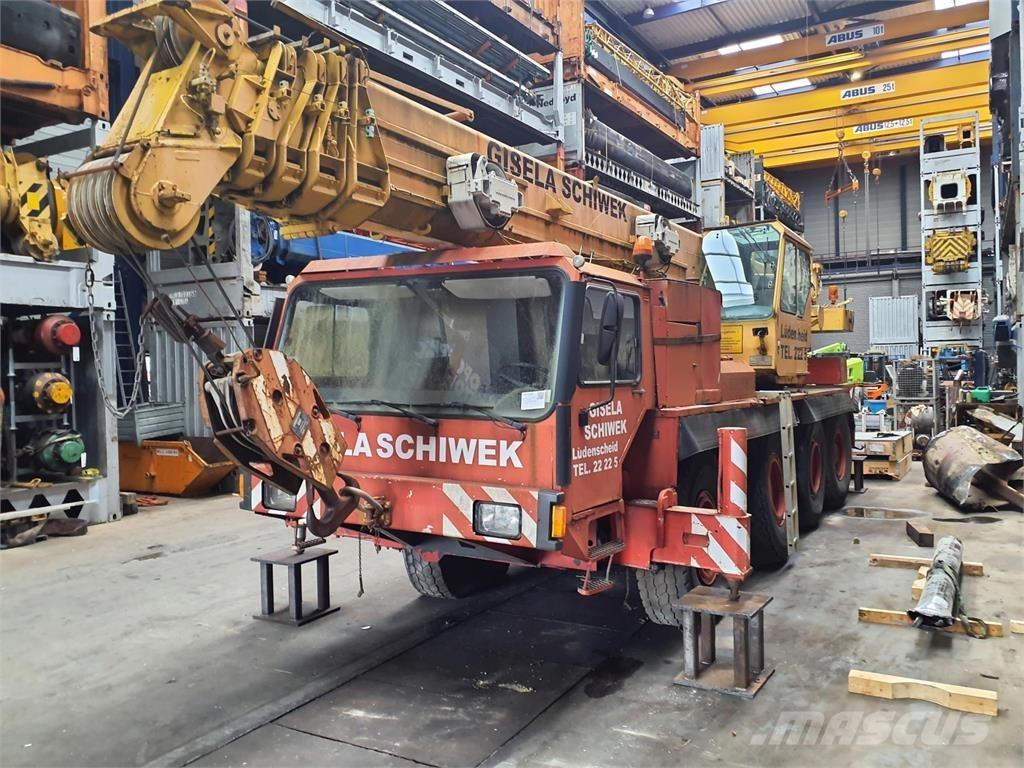 Liebherr LTM 1050 Visureigiai kranai