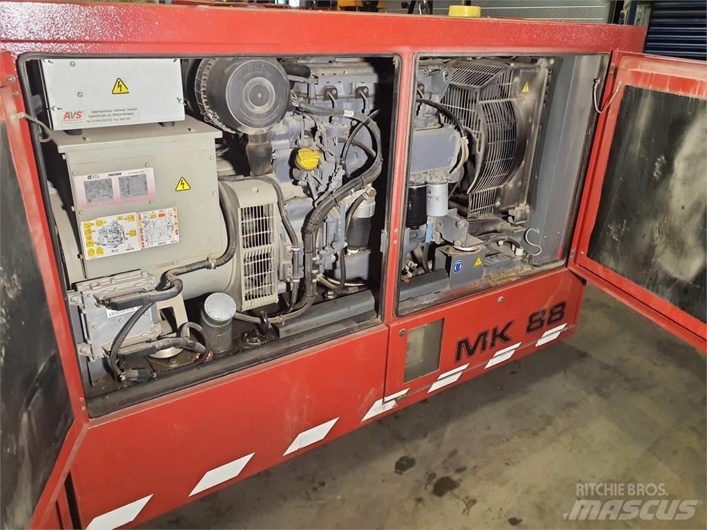 Liebherr MK 88 upper Kranų dalys ir įranga
