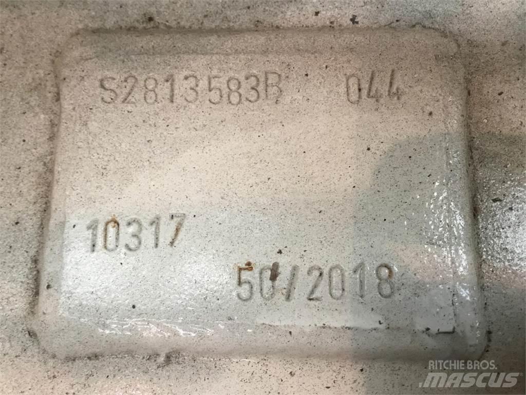 Terex AC 40L upper Kranų dalys ir įranga