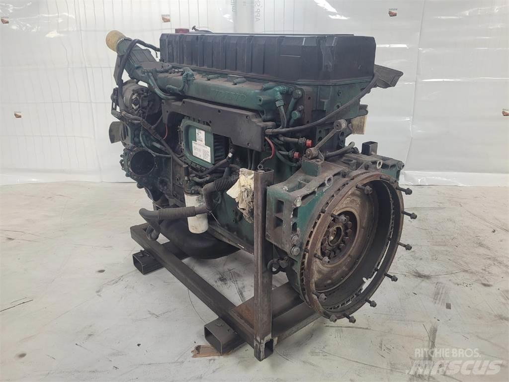 Volvo D12 Varikliai