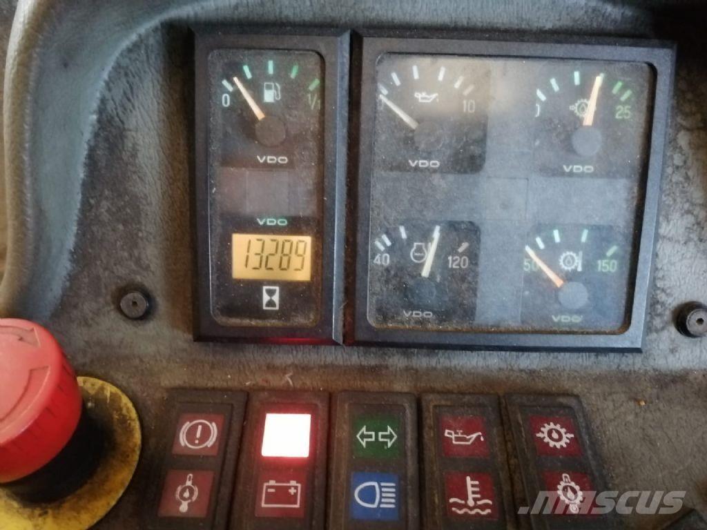 SMV SL16-1200 Dyzeliniai krautuvai