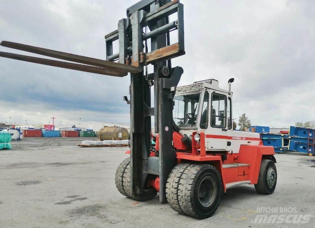 Svetruck 13,6-120-32 Dyzeliniai krautuvai