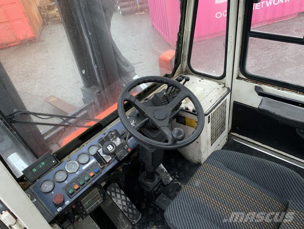 Svetruck 13,6-120-32 Dyzeliniai krautuvai