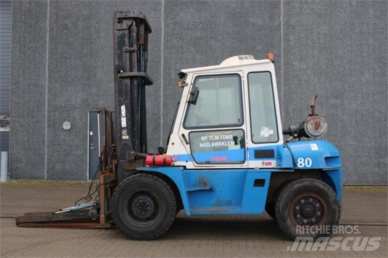 TCM FD80 Dyzeliniai krautuvai
