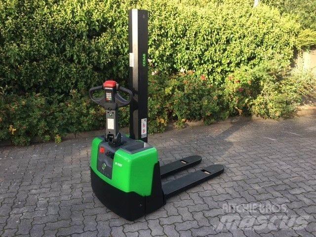 Cesab S110 Rankiniai vėžimėliai