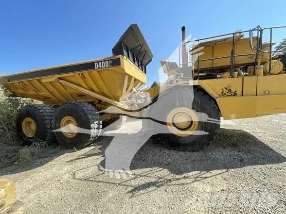 CAT D400D Karjeriniai savivarčiai