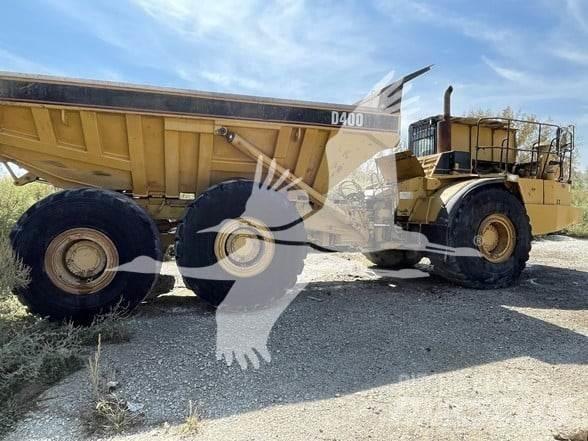 CAT D400D Karjeriniai savivarčiai