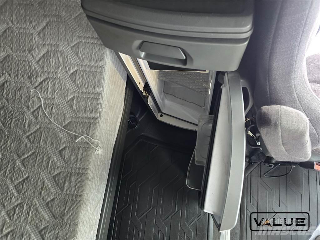 Volvo VNL760 Naudoti vilkikai